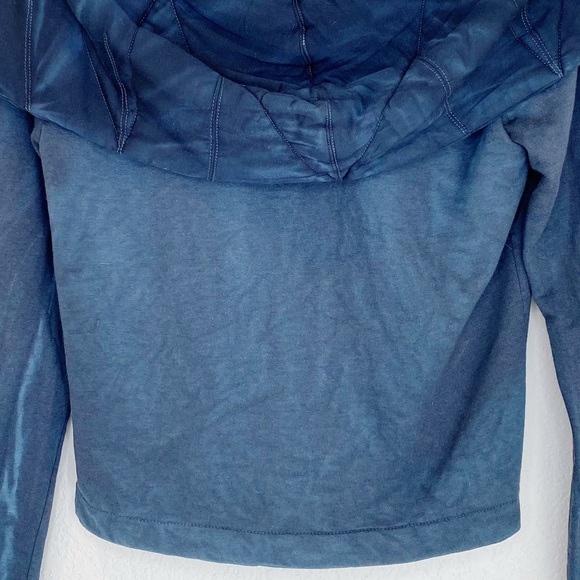 YOUNG FABULOUS & BROKE Navy Tie Dye Quilted Crop Moto Jacket Size XSmall - Picture 9 of 14